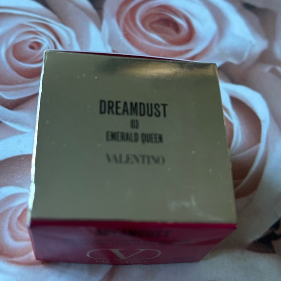 Valentino Dreamdust Glitter Cream Eyeshadow — Green - Picture 3 of 4
